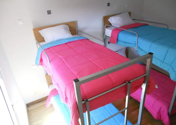 Azores Youth - Sao Jorge Хостел *