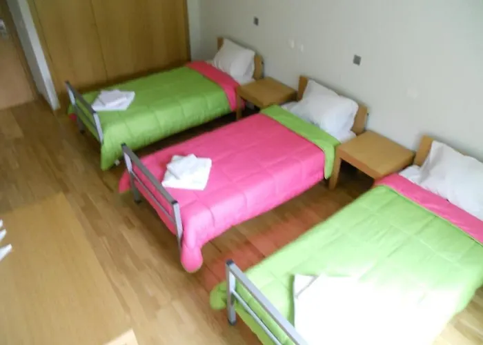 Azores Youth - Sao Jorge Хостел