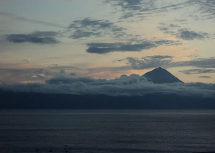 Azores Youth - Sao Jorge Хостел